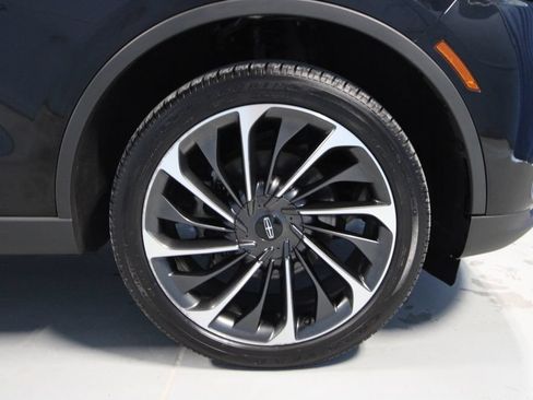 Used 2025 Lincoln Aviator Reserve w/ Equipment Group 201A AWD/4WD image 42