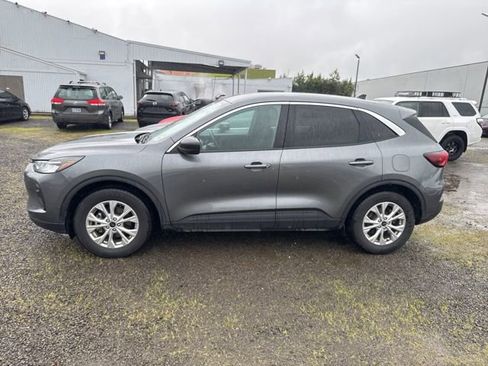 Used 2024 Ford Escape Active image 4