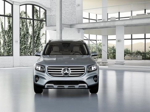 New 2025 Mercedes-Benz GLB 250 4MATIC image 7