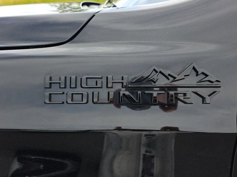 Used 2024 Chevrolet Tahoe High Country AWD/4WD image 34