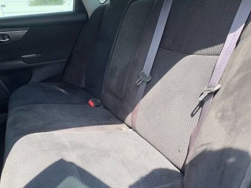 Used 2015 Nissan Altima 2.5 FWD image 12