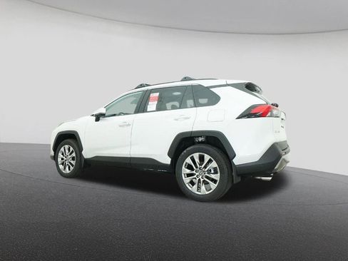 New 2025 Toyota RAV4 Limited image 28