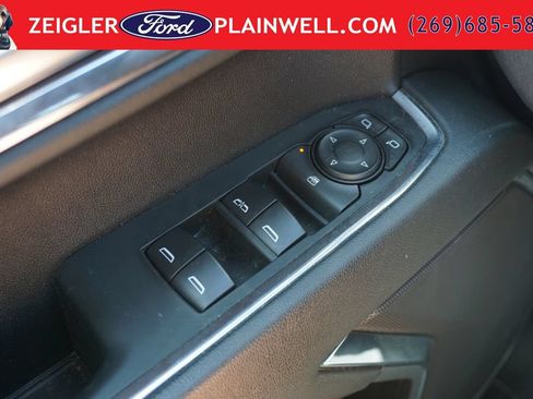 Used 2023 Chevrolet Silverado 1500 LT AWD/4WD image 29