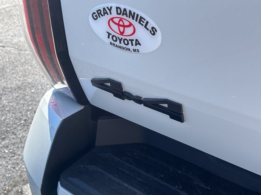 New 2026 Toyota Tundra Platinum AWD/4WD image 34
