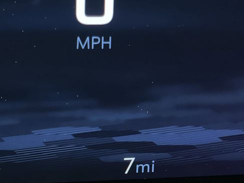 New 2025 Chevrolet Equinox RS w/ Safety and Technology Package image 70