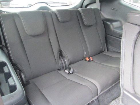 Used 2020 Subaru Ascent Premium image 14