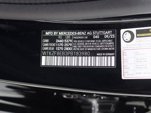 Used 2023 Mercedes-Benz E 350 4MATIC Sedan image 43