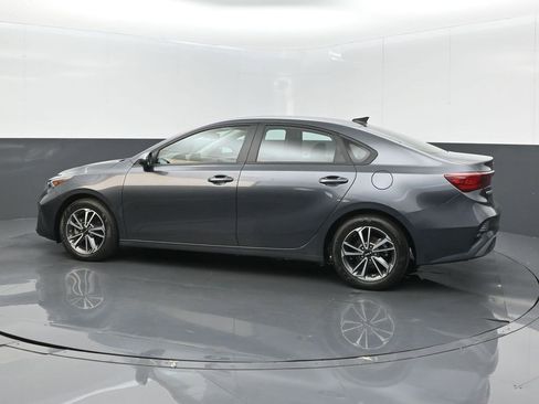 Used 2023 Kia Forte LXS image 10