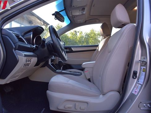 Used 2015 Subaru Outback 2.5i Premium image 10