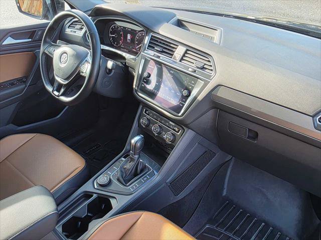 Used 2019 Volkswagen Tiguan SEL w/ 3rd Row Seat Package AWD/4WD image 10