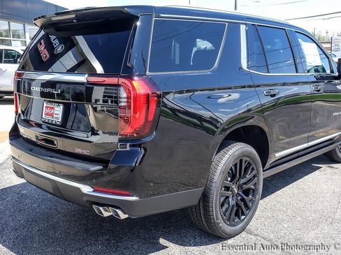 New 2026 GMC Yukon Denali w/ Sun & Power Step Package image 7