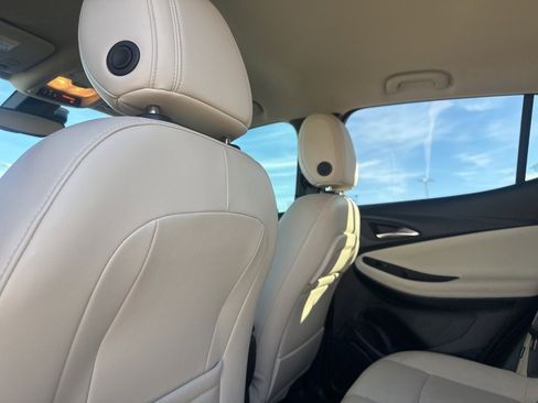 Used 2023 Buick Encore GX Preferred w/ Cold Weather Comfort Package image 22