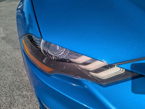 Used 2019 Ford Mustang GT Premium w/ GT Performance Package image 11