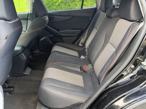Used 2018 Subaru Crosstrek 2.0i Premium AWD/4WD image 13