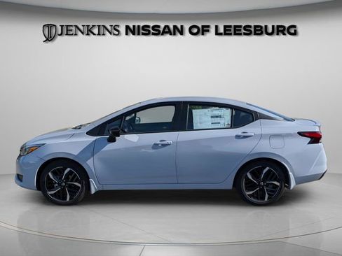 New 2025 Nissan Versa SR w/ Trunk Package image 6