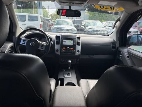 Used 2020 Nissan Frontier PRO-4X w/ Pro-4x Utility Package AWD/4WD image 24