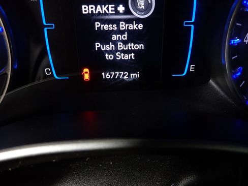 Used 2017 Chrysler Pacifica Touring-L w/ Tire & Wheel Group FWD image 43
