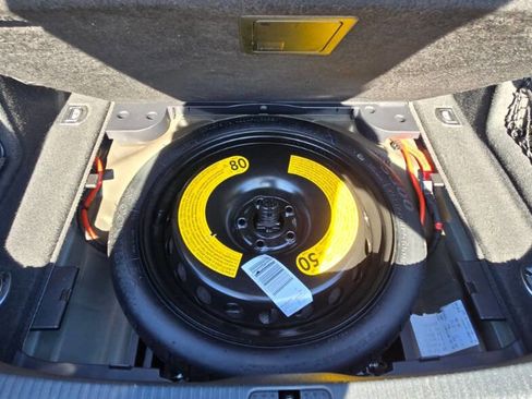 Used 2017 Audi A4 2.0T Premium image 25