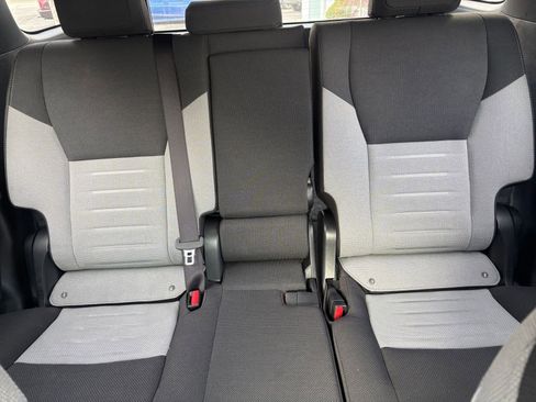 Used 2025 Toyota 4Runner TRD Off-Road image 34