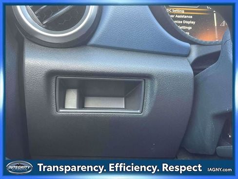 Used 2025 Nissan Versa SV w/ Trunk Package FWD image 21