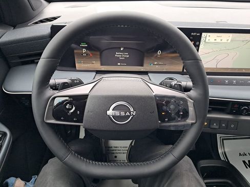 New 2026 Nissan Leaf SV+ w/ Floor Mat Package (SV+) FWD image 15