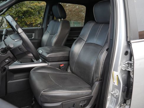 Used 2016 RAM 2500 Limited image 34