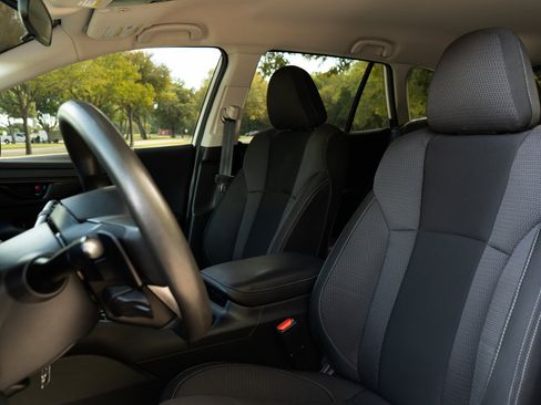 Used 2020 Subaru Outback image 17