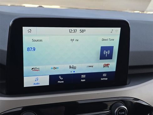 Used 2022 Ford Escape SE image 16