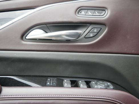Used 2021 Cadillac Escalade ESV Sport Platinum AWD/4WD image 7