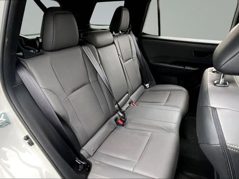 Used 2026 Subaru Outback Limited AWD/4WD image 20