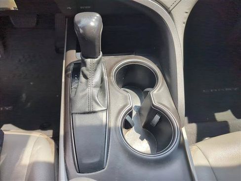 Used 2021 Toyota Camry SE FWD image 15
