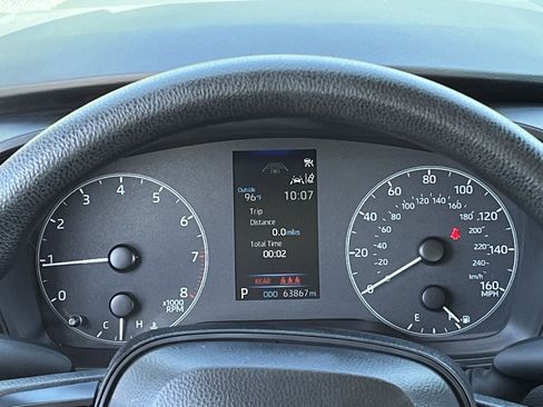 Used 2024 Toyota Corolla LE FWD image 13