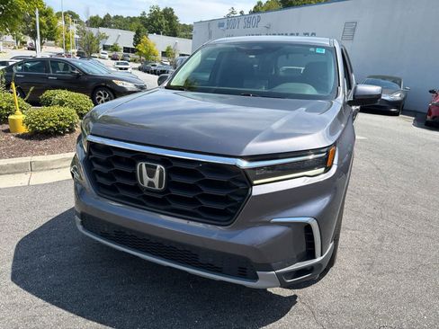Used 2024 Honda Pilot EX-L image 4