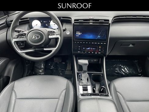 Used 2024 Hyundai Santa Cruz Night image 9