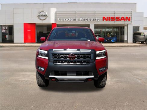 New 2025 Nissan Frontier PRO-4X w/ Pro Convenience Package image 8