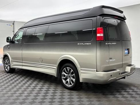 Used 2022 GMC Savana 2500 Extended w/ Enhanced Convenience Package RWD image 13