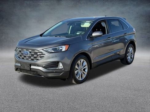 Used 2024 Ford Edge Titanium image 8