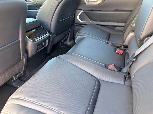 Certified 2026 INFINITI QX80 Luxe w/ Cargo Package AWD/4WD image 15