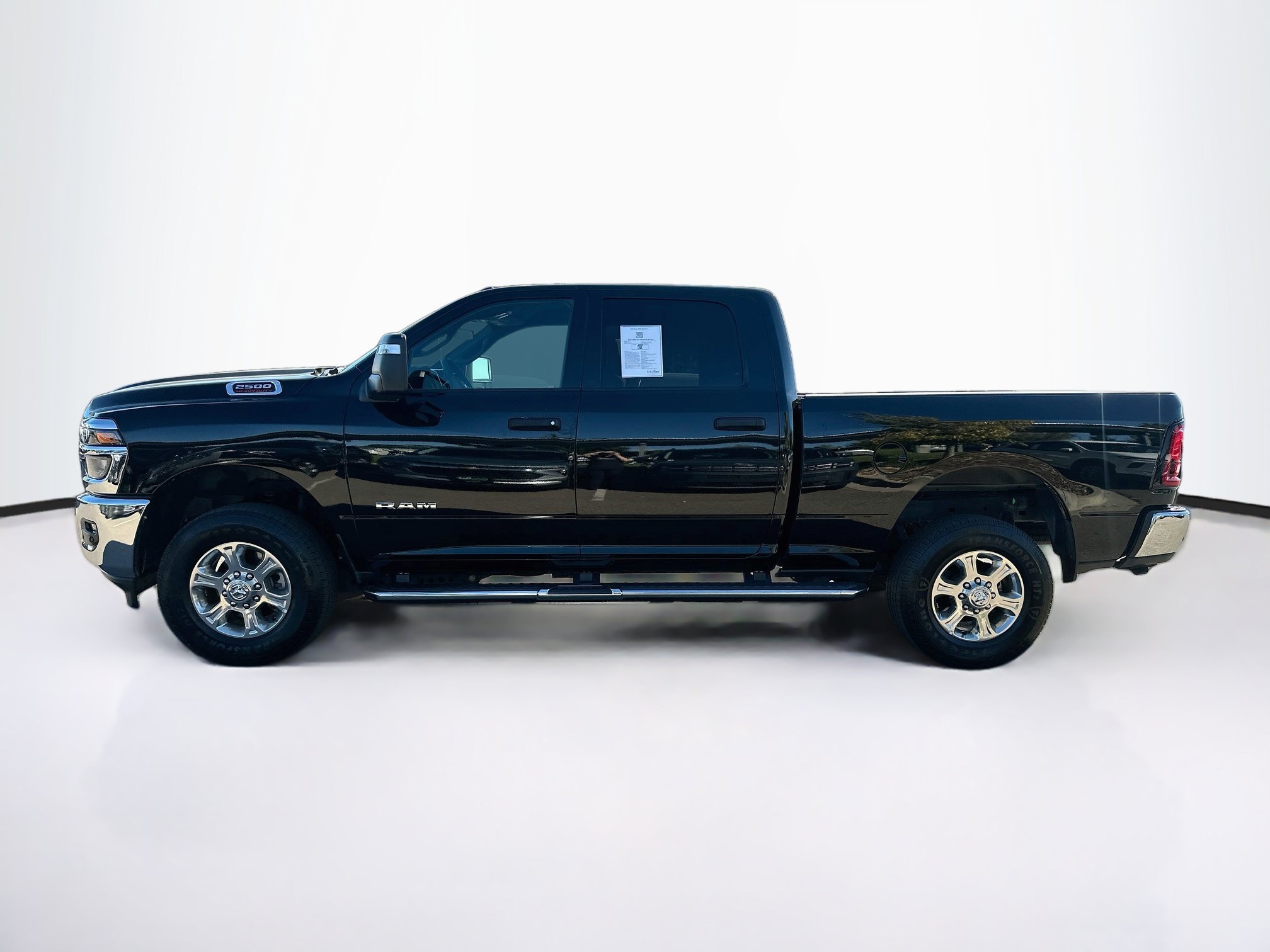 Used 2026 RAM 2500 Big Horn AWD/4WD image 4