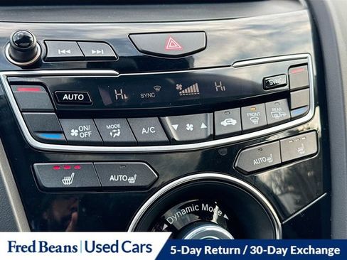 Used 2025 Acura RDX SH-AWD w/ Technology Package image 22