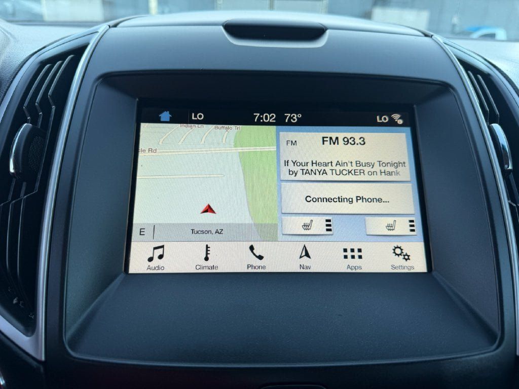 Used 2018 Ford Edge SEL w/ Equipment Group 201A FWD image 9