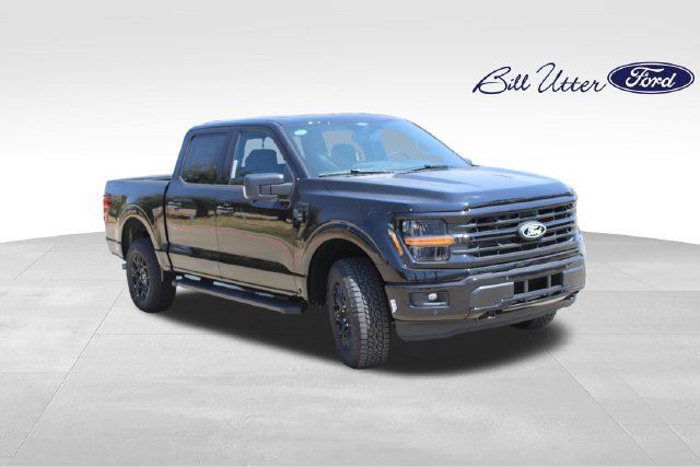 New 2026 Ford F150 XLT w/ Equipment Group 302A MID AWD/4WD image 2