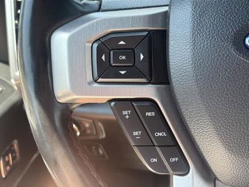 Used 2019 Ford F150 Platinum AWD/4WD image 23