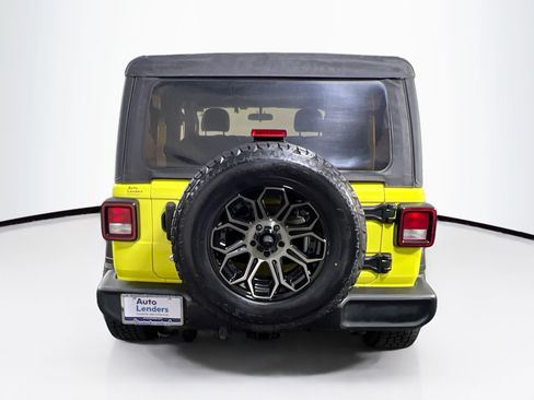 Used 2022 Jeep Wrangler Sport AWD/4WD image 6