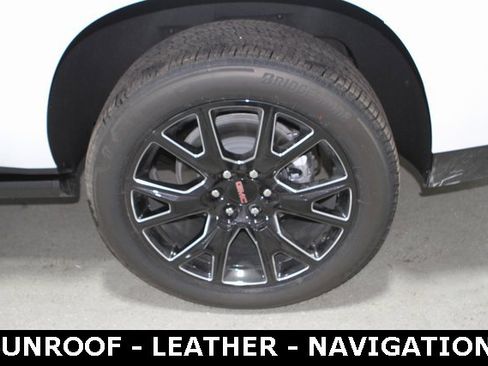 New 2025 GMC Yukon XL Denali w/ Sun & Power Step Package image 11