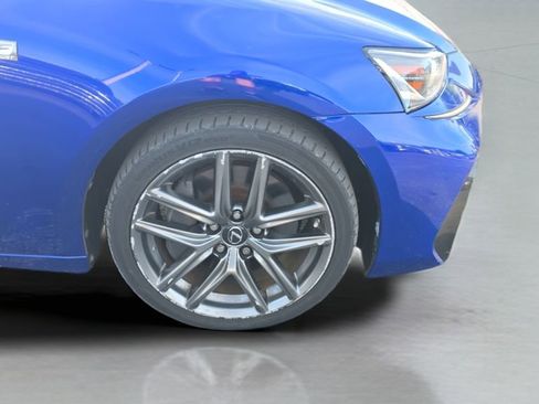 Used 2017 Lexus IS 200t F Sport w/ F Sport Package RWD image 24