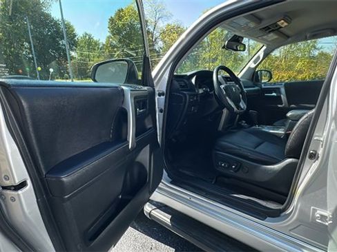 Used 2023 Toyota 4Runner TRD Sport image 30