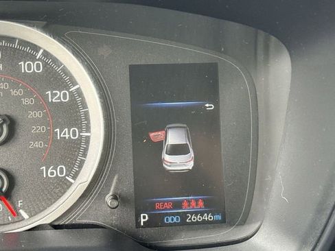 Used 2022 Toyota Corolla SE image 18