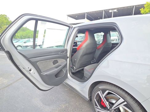 New 2026 Volkswagen GTI SE FWD image 26