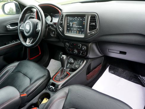 Used 2018 Jeep Compass Trailhawk w/ Leather Interior Group image 23